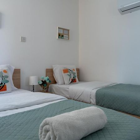 Andrea 3-Bedroom Apt In Mackenzie Larnaca Exteriér fotografie