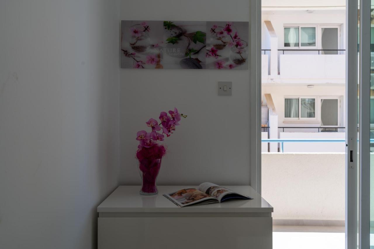 Andrea 3-Bedroom Apt In Mackenzie Larnaca Exteriér fotografie