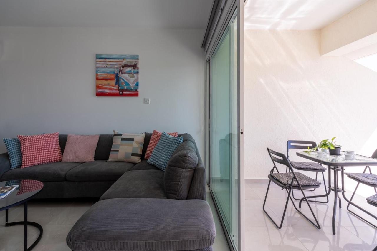 Andrea 3-Bedroom Apt In Mackenzie Larnaca Exteriér fotografie